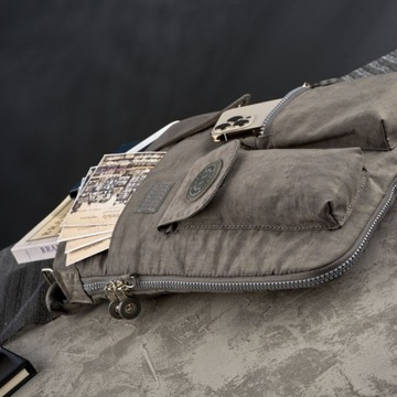 ВМЕСТИТЕЛЬНАЯ СЕРАЯ УНИВЕРСАЛЬНАЯ СУМКА ДЛЯ МОЛОДЕЖИ