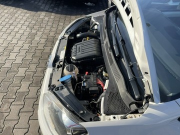 Volkswagen up! Hatchback 5d 1.0 MPI 60KM 2016 Volkswagen Up! EcoUp! Klimatyzacja, zdjęcie 15