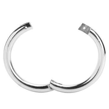 Металлическое кольцо из бычьего носа, хромированное.