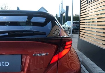 Toyota C-HR I Crossover Facelifting 2.0 Hybrid Dynamic Force 184KM 2019 Toyota C-HR Toyota C-HR 2.0 Hybrid Premiere Edition 2.0 Hybryda 184KM, zdjęcie 9