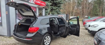 Opel Astra J Sports Tourer Facelifting 1.6 Twinport ECOTEC 115KM 2014 Opel Astra Salonowy 1.6 benzyna serwisowany. 1.6 Benzyna 115KM, zdjęcie 16