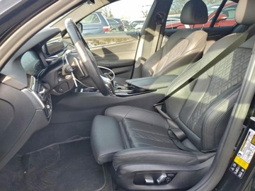 BMW Seria 5 G30-G31 2021 BMW Seria 5 530 xi 2021 2.0 Benzyna 248KM, zdjęcie 7