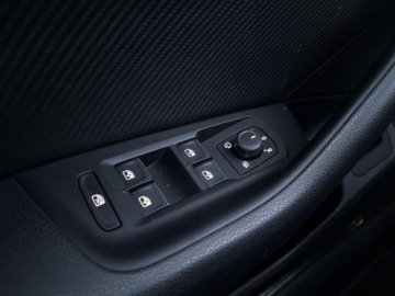 Volkswagen Arteon Shooting Brake R 2.0 TSI 320KM 2022 Volkswagen Arteon R 4Motion DCC ACC Kamery 360 HarmanKardon Hak Faktura Va, zdjęcie 12