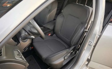 Renault Megane IV Hatchback 5d  Facelifting 1.3 TCe 140KM 2021 Renault Megane Renault Megane 1.3 TCe FAP Intens 1.3 Benzyna 140KM, zdjęcie 9