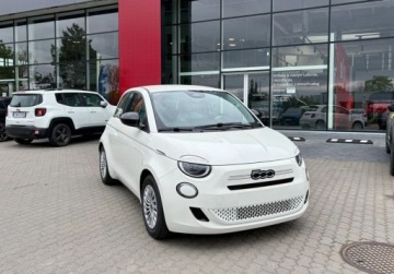 Fiat 500 IV 2026 Fiat 500 System multimedialny z ekranem 10,25 Ubezpieczenie 1,5 65KM, zdjęcie 3