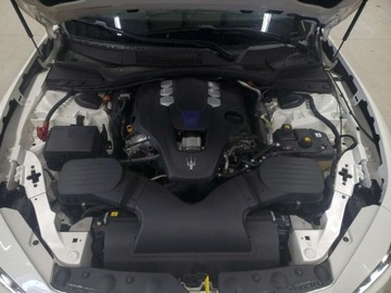 Maserati Ghibli III 2022 Maserati Ghibli Modena 2022 3.0l 3.0 Benzyna 424KM, zdjęcie 6