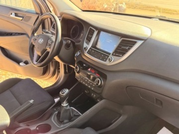 Hyundai Tucson III SUV 1.6 T-GDI 177KM 2015 Hyundai Tucson 4x4 Boagata wersja Hak 1.6 Benzyna 177KM, zdjęcie 31