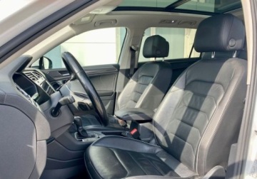 Volkswagen Tiguan II SUV 2.0 TDI BlueMotion Technology 240KM 2017 Volkswagen Tiguan Tiguan Highline DSG 7 os. Vat Marza Salon PL Bezwyp, zdjęcie 5