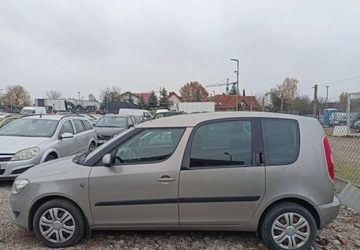 Skoda Roomster Mikrovan Facelifting 1.2 TSI 85KM 2010 Skoda Roomster Skoda Roomster 1.2 Benzyna 86KM, zdjęcie 1