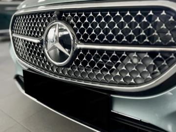 Mercedes Klasa E W214 Sedan 2.0 220d 197KM 2025 E Klasa 220 d Avantgarde 2.0 (197KM) 2025, zdjęcie 1