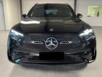 Mercedes GLC C254/X254 Coupe 2.0 200 204KM 2025 MERCEDES-BENZ GLC 200 4-Matic AMG Line Suv 204KM 2025, zdjęcie 2