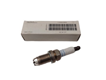 SWIECA ZAPLONOWA GM OPEL OE 95519055