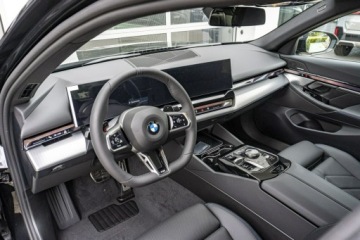 BMW Seria 5 G90-91 Touring 2.0 520d 197KM 2026 BMW 520 xDrive Limuzyna - Dostępne od ręki!, zdjęcie 11