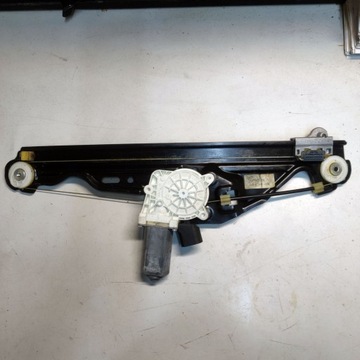 BMW 5 E60 ZVEDÁK MOTOR OKNO PRAVÝ ZADNÍ 7184744