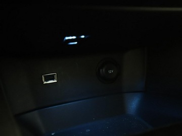 Peugeot 3008 II Crossover Facelifting  1.2 PureTech 130KM 2021 Peugeot 3008 FV23% automat navi kamera grzane, zdjęcie 28