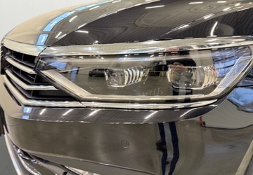 Volkswagen Passat B8 Variant Facelifting 2.0 TDI SCR 150KM 2022 Volkswagen Passat Unikatowe wyposazenie - Masaze - 4 kamery - LED Matrix -, zdjęcie 8