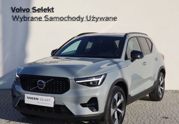 Volvo XC40 Crossover Facelifting 2.0 B4 197KM 2024 Volvo XC 40 B4 197KM PLUS DARK Salon PL I Wlasciciel Serwis ASO Gwarancj, zdjęcie 1