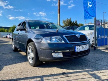 Skoda Octavia II Kombi 2.0 TDI CR DPF 140KM 2008 Skoda Octavia Automat 2.0 Diesel 140KM, zdjęcie 4
