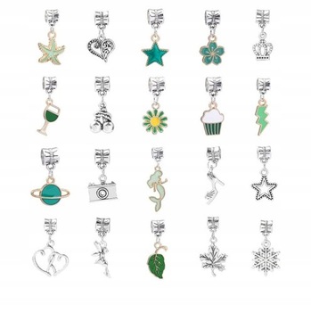 Набор детских браслетов с героями мультфильмов своими руками