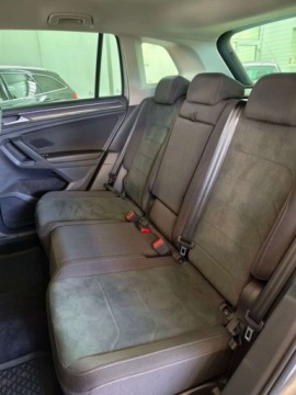 Volkswagen Tiguan II SUV Facelifting 2.0 TDI 150KM 2022 Volkswagen Tiguan Elegance 2.0 TDI 150KM DSG Salon PL Matrix Pakiet ser, zdjęcie 29