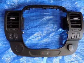 RAMKA RADIA KRATKI NAWIEWU RENAULT TRAFIC III
