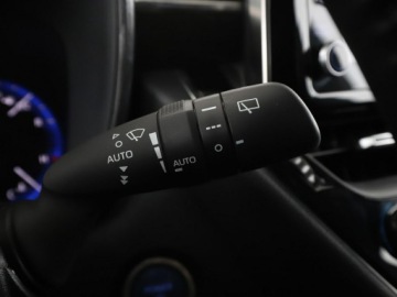 Suzuki Swace Kombi 1.8 Hybrid 122KM 2022 Suzuki Swace Comfort+ hybryda grzane fotele kamera, zdjęcie 31