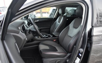 Ford Mondeo V Sedan 2.0 TDCi 180KM 2017 Ford Mondeo ST-LINE FUL LED skora grzane fotele navi. Idealny 2.0 180KM, zdjęcie 18
