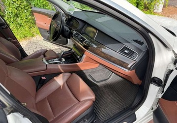 BMW Seria 5 F10-F11 Limuzyna 535i 306KM 2011 BMW 5GT BMW 5GT 535i xDrive Gran Turismo 3.0 Benzyna 306KM, zdjęcie 18