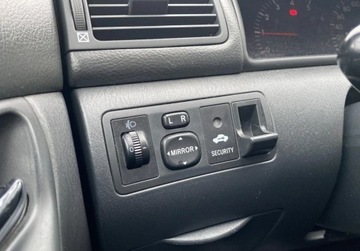 Toyota Corolla IX (E12) Sedan 1.4 D-4D 90KM 2006 Toyota Corolla 1.4 D-4D 90 KM Serwisowany w ASO Toyota 1.4 Diesel 90KM, zdjęcie 15