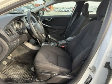 Volvo V40 II Hatchback 1.6 D2 115KM 2014 Volvo V40 1.6 D2 114KM 2014r KINETIC,Nowy rozrząd, zdjęcie 13