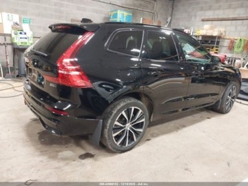 Volvo XC60 II 2023 Volvo XC 60 Plus Dark Theme, 2.0L R4 247KM, 4x4, od ubezpieczalni 2.0 247KM, zdjęcie 1