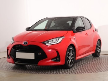Toyota Yaris IV 2021 Toyota Yaris 1.5 Hybrid, Salon Polska, zdjęcie 1
