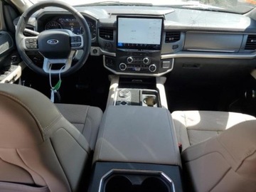 Ford Expedition III 2024 Ford Expedition 2024, 3.5L, 4x4, XLT, po gradobiciu 3.5 Benzyna 380KM, zdjęcie 6