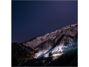 TAKTYCZNA LATARKA DIODOWA LED AKUMULATOROWA Fenix BC26R rowerowa