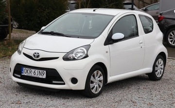 Toyota Aygo I Hatchback 5d Facelifting 1.0 VVT-i 68KM 2012