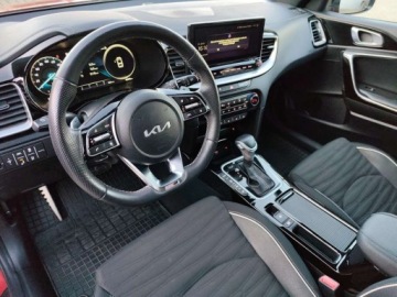 Kia Proceed Shooting Brake Facelifting 1.5 T-GDI 160KM 2023 Kia ProCeed Salon PL 1.5 T-GDI GT-Line DCT 1.5 Benzyna 160KM, zdjęcie 15
