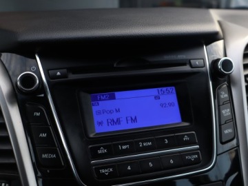 Hyundai i30 II Wagon Facelifting 1.6 CRDi 110KM 2016 Hyundai i30 1.6 CRDi, Automat, Klima, zdjęcie 11