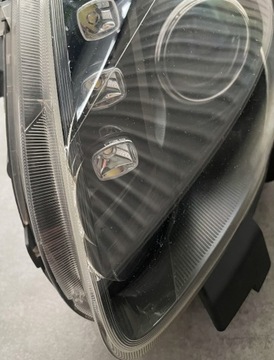 ALFA ROMEO GIULIETTA PŘEDNÍ LEVÝ SVĚTLO KARBON CARBON NOVÁ