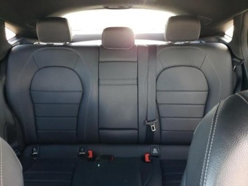 Mercedes GLC C253 2019 Mercedes-Benz GLC 2019 Mercedes-Benz GLC GLC 300 4MATIC Coupe 2.0 Benzyna, zdjęcie 9