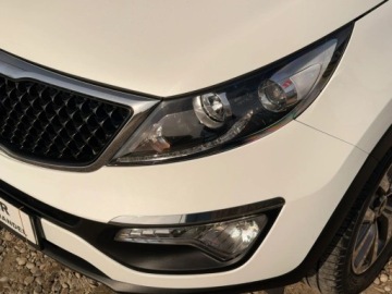 Kia Sportage III SUV Facelifting 1.7 CRDi 115KM 2015 Kia Sportage Biala perla Swietny stan Grzana kierownica 1.7 Diesel, zdjęcie 7