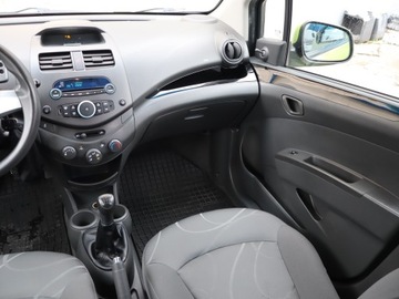 Chevrolet Spark II Hatchback 1.0L DOHC 68KM 2010 Chevrolet Spark 1.0 16V, Klima, zdjęcie 7