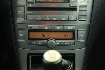 Toyota Avensis II Kombi 2.0 D-4D 126KM 2007 Toyota Avensis 2.0 D-4D, HAK, Klima, Klimatronic, zdjęcie 9