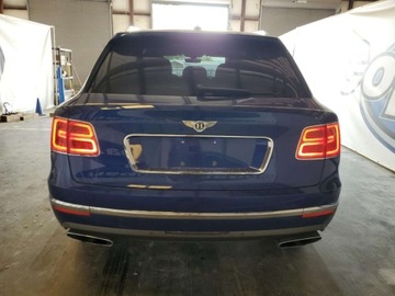 Bentley Bentayga 2017 Bentley Bentayga 2017 6.0l 6.0 Benzyna 600KM, zdjęcie 2