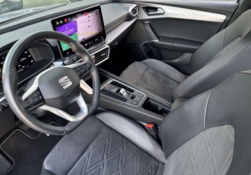 Seat Leon IV Hatchback 1.5 eTSI (MHEV) 150KM 2024 Seat Leon SalonPL FR 1.5eTSI mHEV DSG Gwarancja Matrix Beats Kessy Kamera, zdjęcie 10