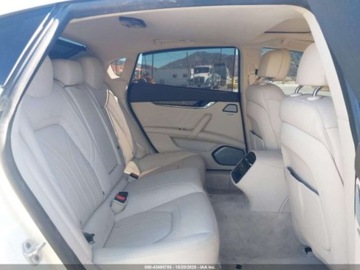 Maserati Quattroporte II 2022 Maserati Quattroporte Modena 2022 3.0l 3.0 Benzyna 424KM, zdjęcie 12