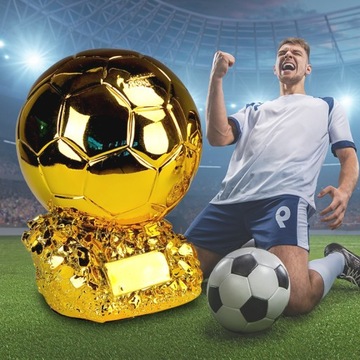 СУВЕНИРНЫЙ ЗОЛОТОЙ МЯЧ ЕВРОПЕЙСКОГО ФУТБОЛА 15см