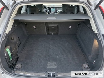 Volvo XC60 II 2024 Volvo XC 60 FV23 Ultra Dark B5 250KM AWD ACC BLIS, zdjęcie 16