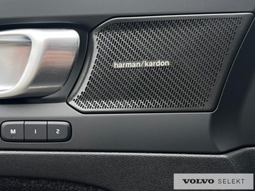 Volvo XC40 Crossover Facelifting 2.0 B3 163KM 2024 Volvo XC 40 FV23% SalonPL B3B Plus Dark LED ACC Pi, zdjęcie 27