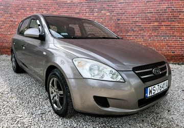 Kia Ceed I Hatchback 1.4 109KM 2007 Kia Ceed Salon PL Hak Super stan Gwarancja w cenie Warszawa VLDK 1.4, zdjęcie 1
