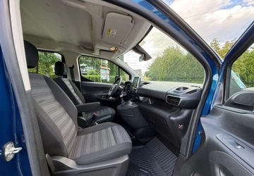 Opel Combo E Kombivan 1.2 Turbo 110KM 2020 Opel Combo Opel Combo 1.2 Turbo StartStop Innovation 1.2 Benzyna 110KM, zdjęcie 19